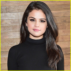 selena-gomez-surprises-fans-at-hillsong-concert